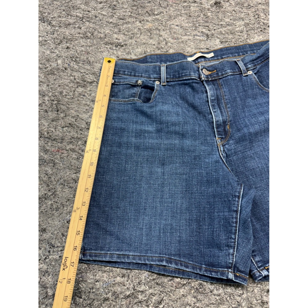 Levis Classic Short Womens 32 Blue Denim Medium Wash Stretch Jean Shorts 29694 - Picture 2 of 10